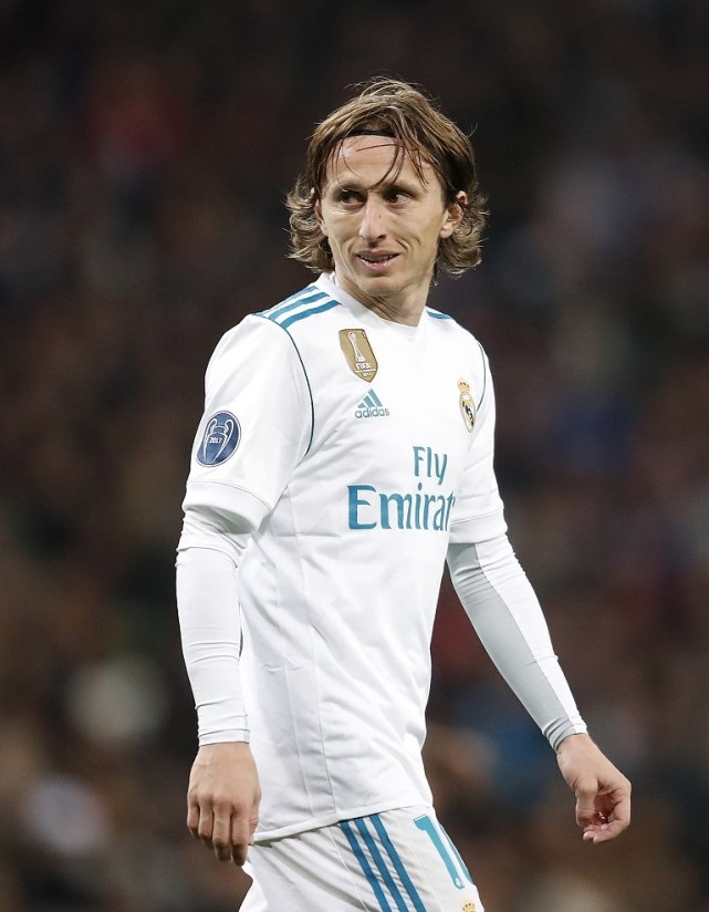 太阳112-93大胜奇才，布克三节17+8，萨尔19+15